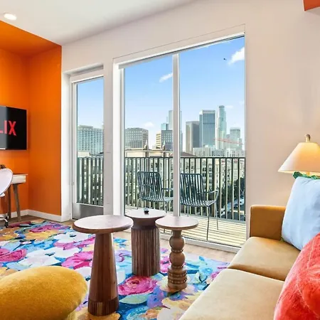 The Skyline Studio, Modern Getaway By Dodger Stadium